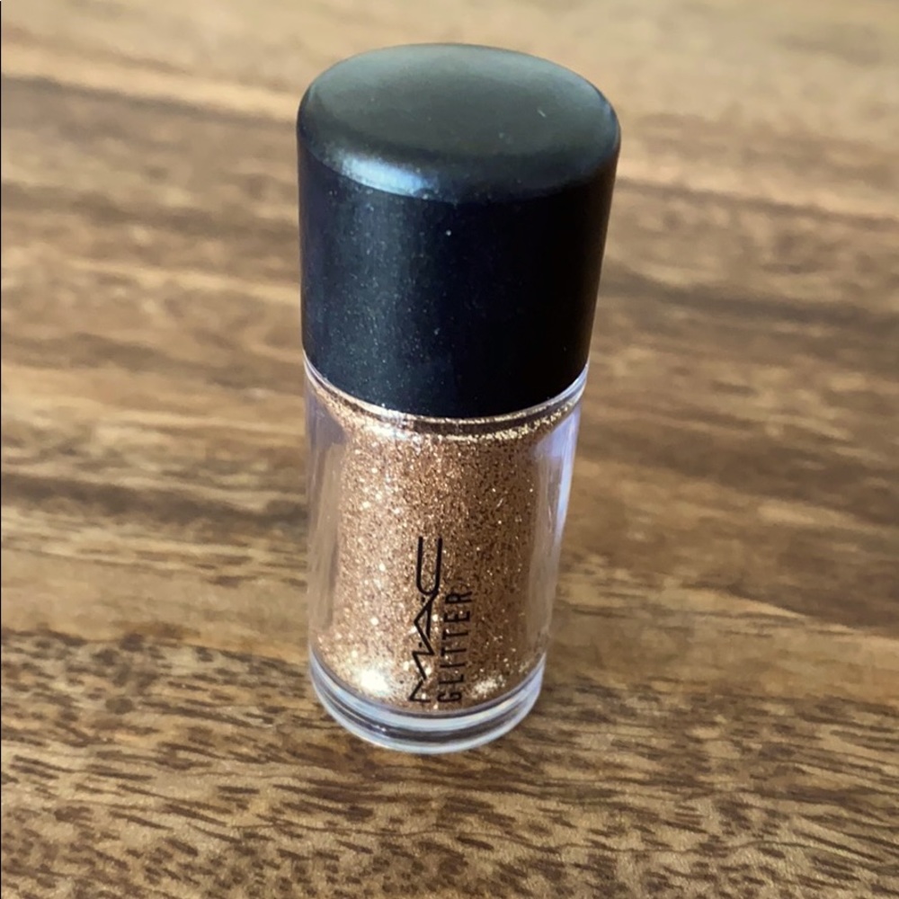 MOVING SALE MAC gold glitter loose mini eye shadow NEW